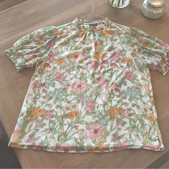 Vince Camuto Verona Garden PUFF sleeve blouse - Picture 1 of 10